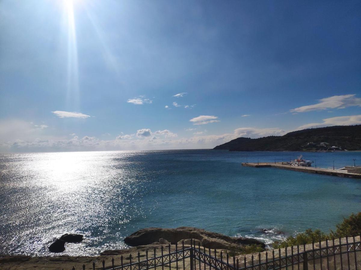 Anatoli Hotel Agia Marina  Екстериор снимка