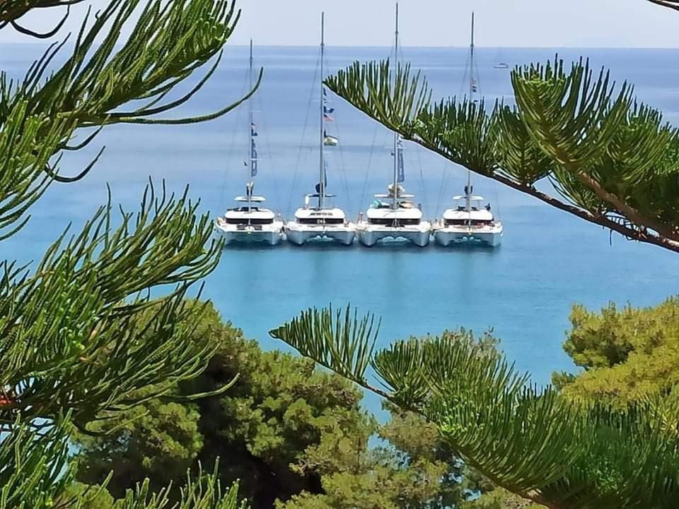 Anatoli Hotel Agia Marina  Екстериор снимка